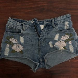 Denim rose shorts